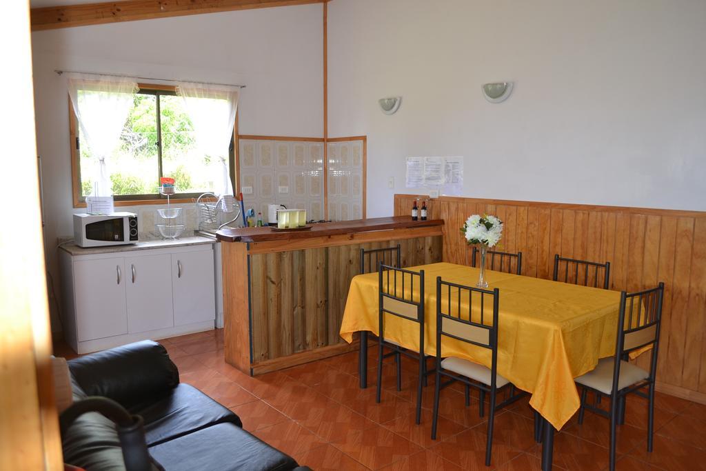 Cabanas Henua Iti Hanga Roa Exterior foto