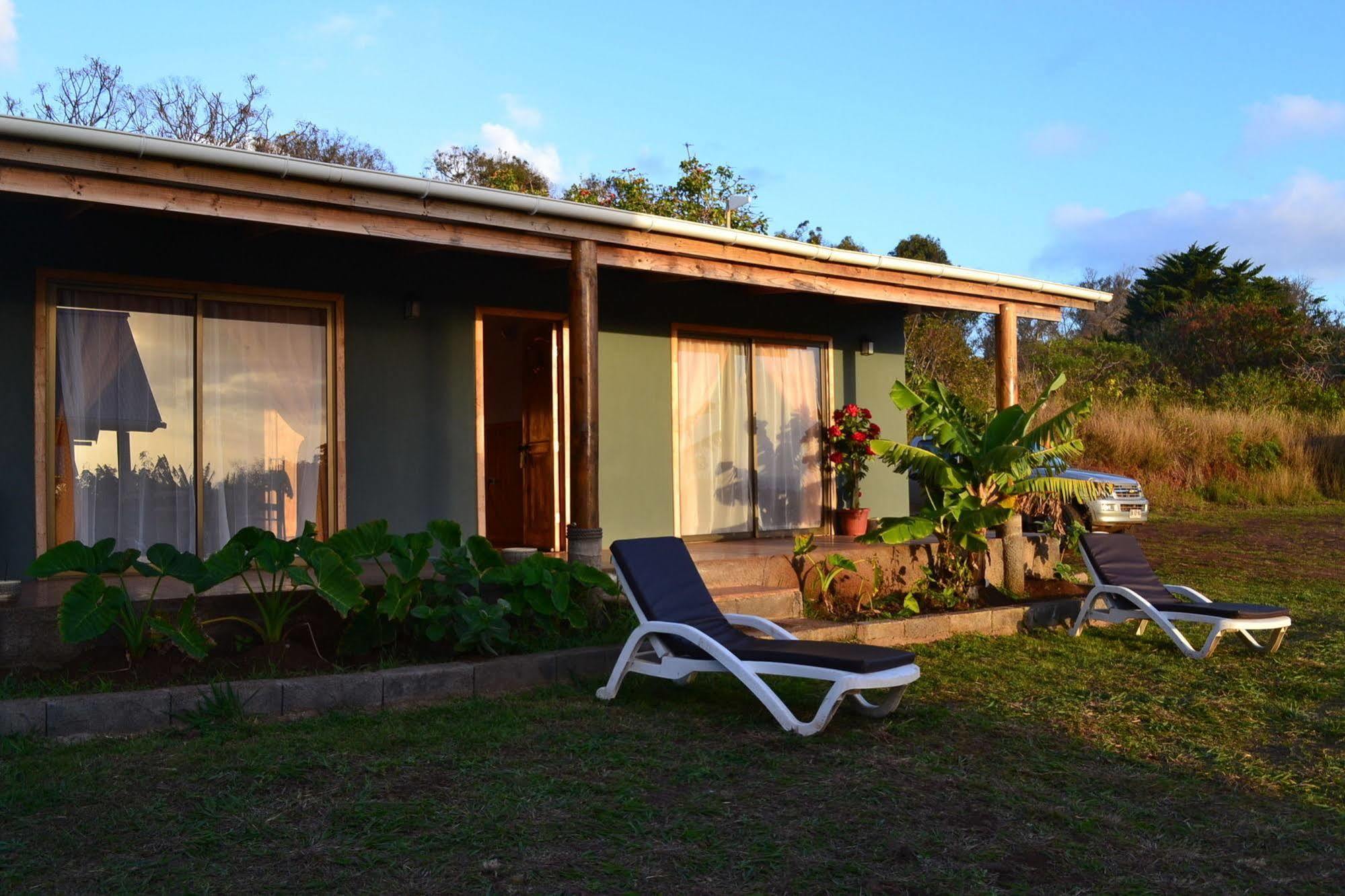 Cabanas Henua Iti Hanga Roa Exterior foto